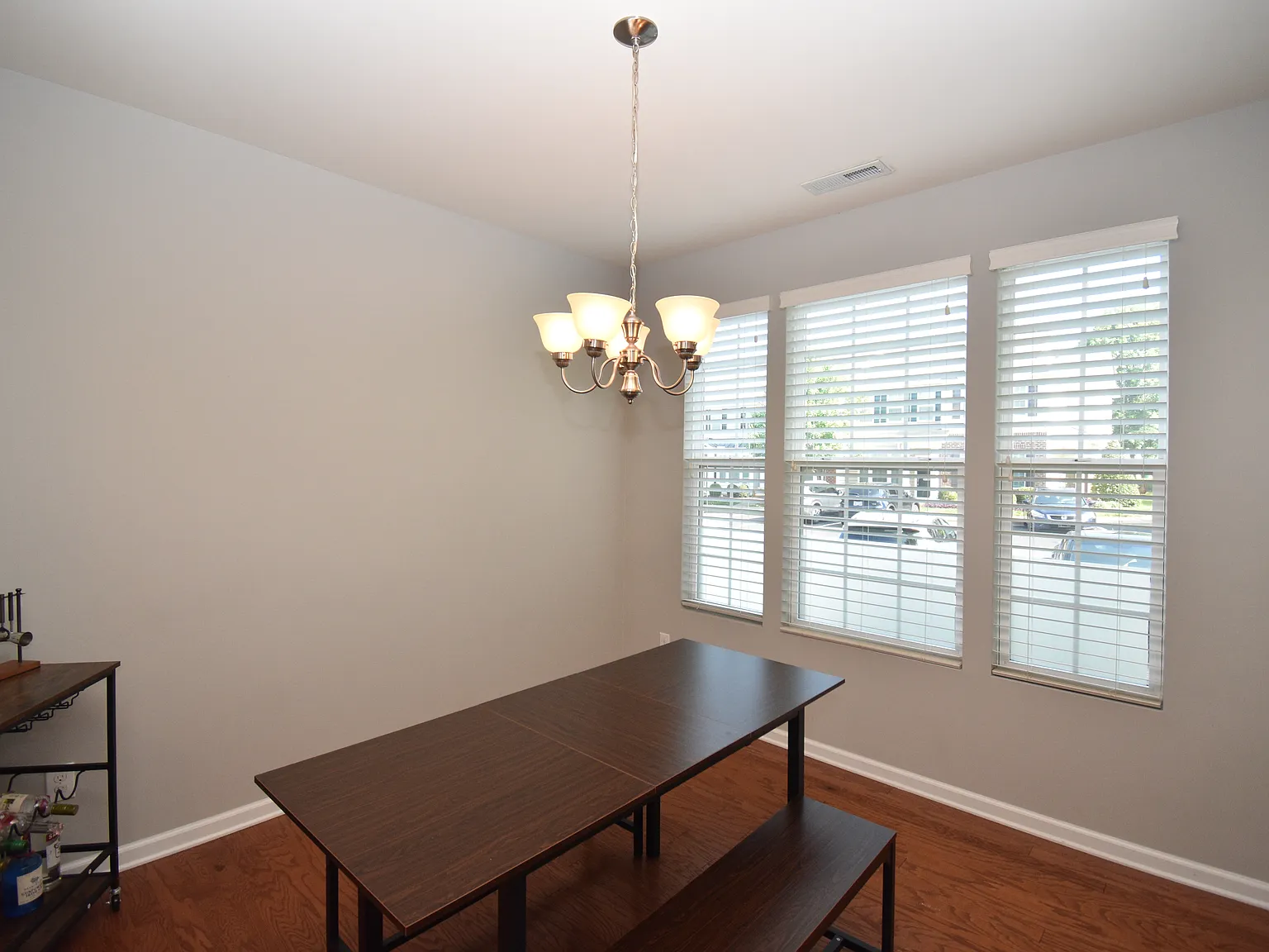 2 bed, 2.5 bath, 1397 sqft, $1,650 — Photo 3