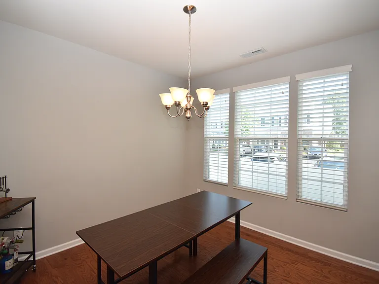 830 Cupola Dr — Photo 3