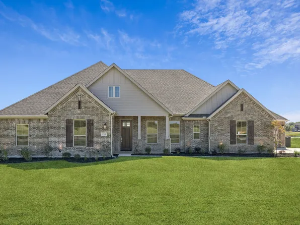 133 Swan Lake Dr, Waxahachie, TX 75165