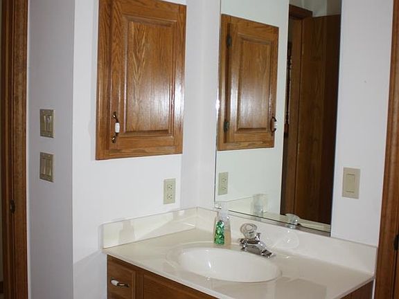 5th image of 49 High Ridge Cir