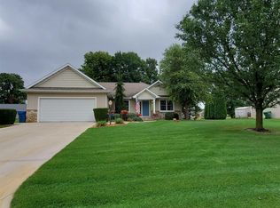 57554 Tupelo St, Elkhart, IN 46516