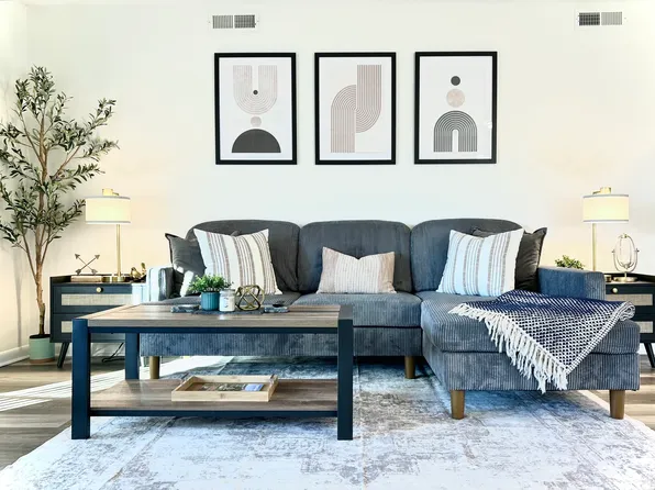 174 Turnwood Ln, Winston Salem, NC 27104