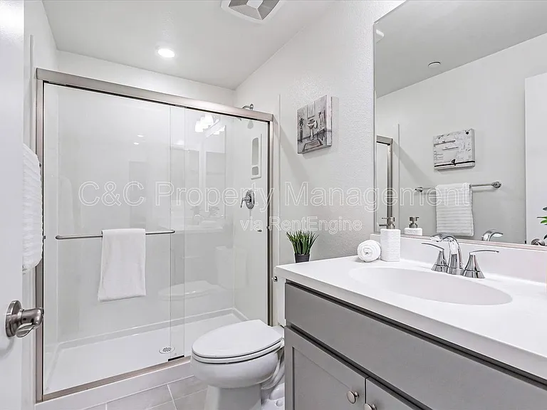 379 Lundy Pl — Photo 15