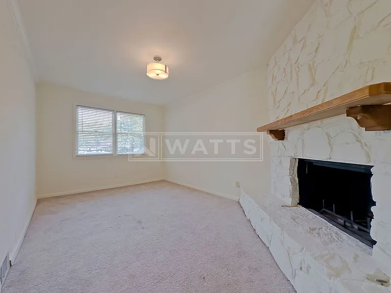 4452 Mountaindale Rd — Photo 12