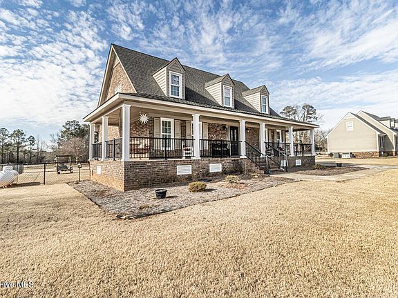 2nd image of 2508 Horseshoe Drive