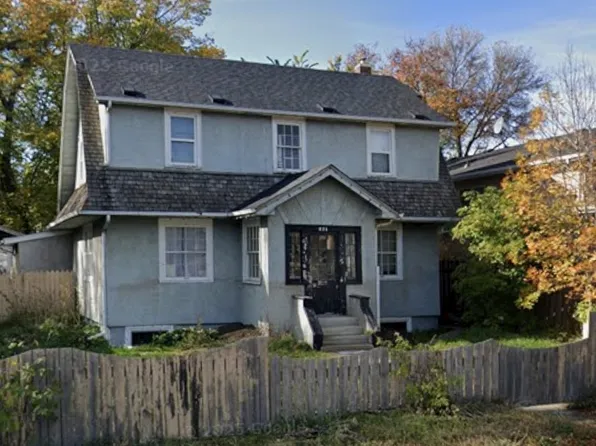 821 Idylwyld Dr N, Saskatoon, SK S7L 0Z5