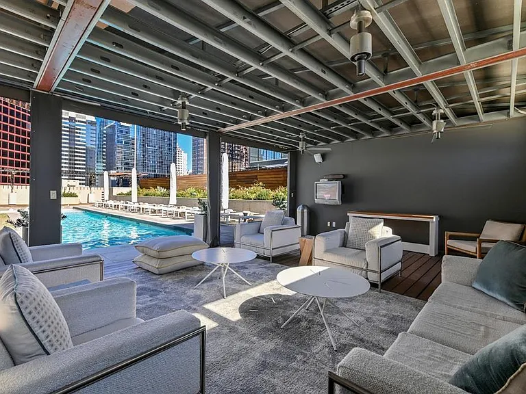 210 Lavaca St #2608 — Photo 31
