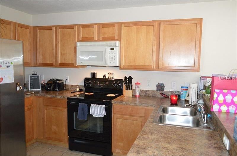 2nd image of 2020 Portcastle Cir #4