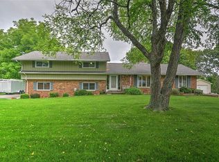 5 W Sun And Fun Ct, Decatur, IL 62526