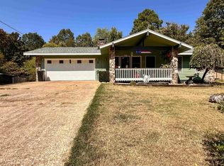 5 Idaho Dr, Cherokee Village, AR 72529