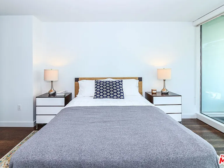 6250 Hollywood Blvd #10N — Photo 23