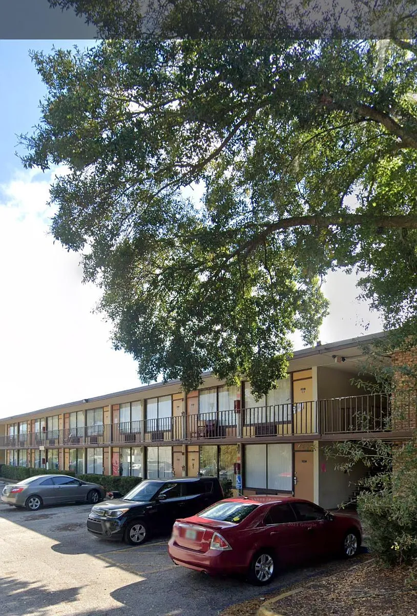 Building Photo - 7900 S Orange Blossom Trl #2