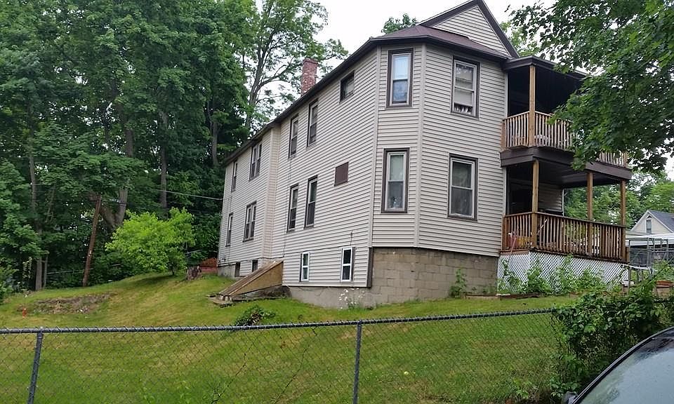 2nd image of 9 Fern St