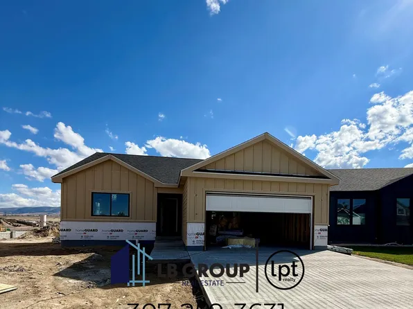 4548 Shale Cir, Mills, WY 82644