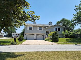 3241 Atlanta Blvd, Portage, IN 46368