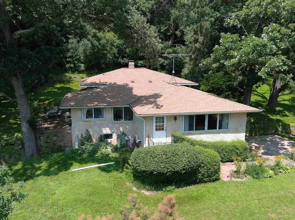 6097 Jacoby Drive, Mazomanie, WI 53560