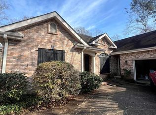8850 Kipapa Way, Diamondhead, MS 39525