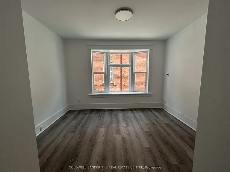14 Brubacher St — Photo 13