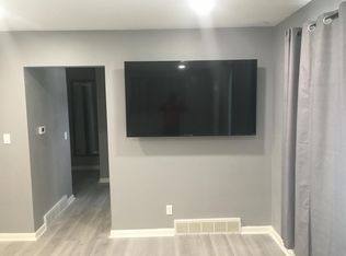 2002 Pleasant View Ave, Lansing, MI 48910