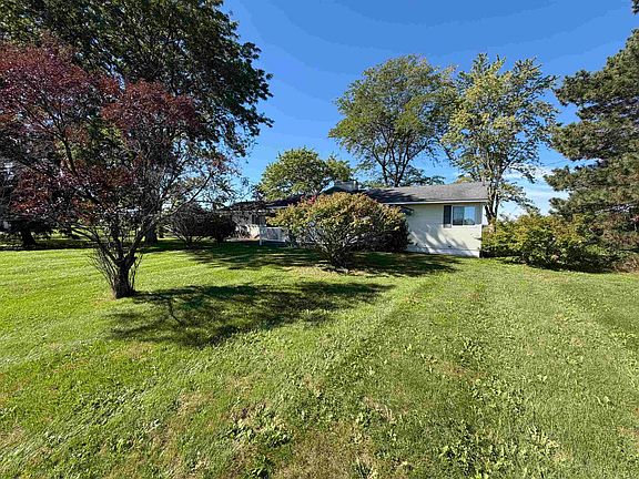 4th image of 9344 Nichols Rd