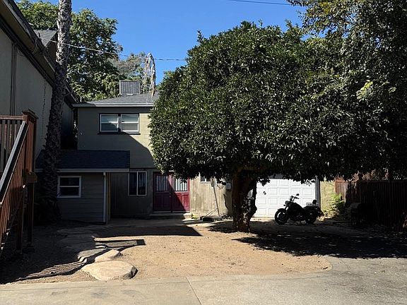 5th image of 533 Reeves Ave