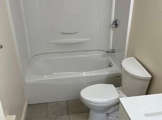 40 Lenox St, Norwood, MA 02062