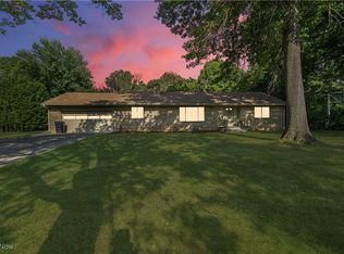 3220 Hilltop Rd, Zanesville, OH 43701