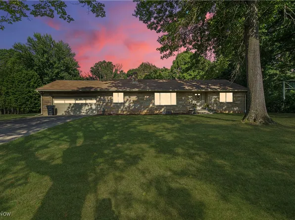3220 Hilltop Rd, Zanesville, OH 43701