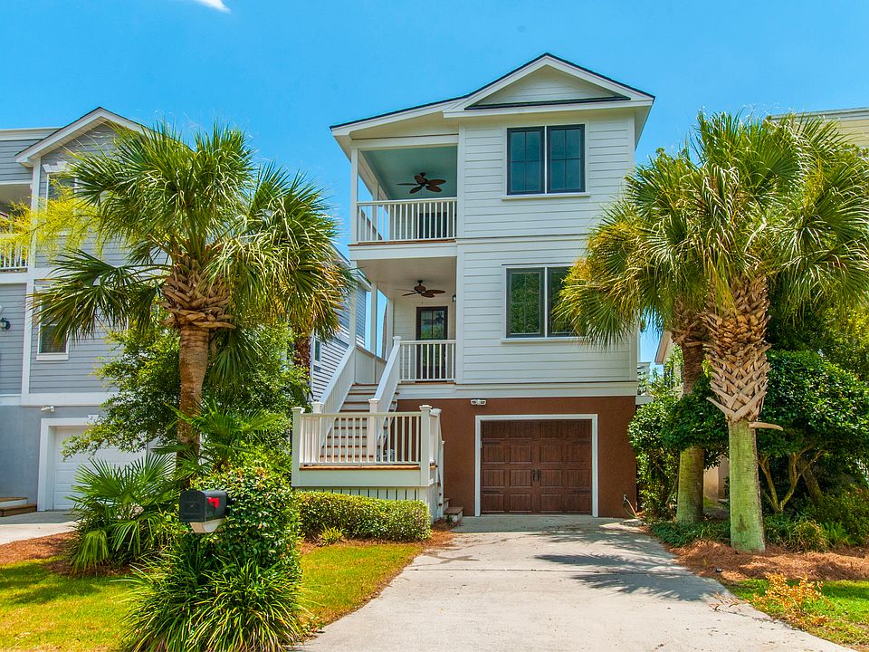 1st image of 22 Yacht Harbor Ct