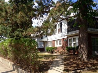 3247 2nd St, Wayne, MI 48184