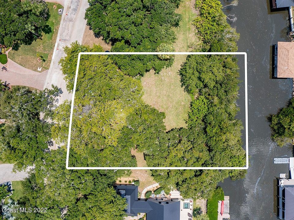 1st image of 6326 Spinaker Dr