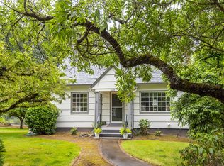 2248 SW Taylors Ferry Rd, Portland, OR 97219