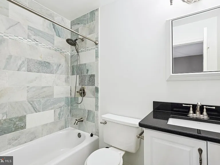 10150 Village Knolls Ct — Photo 13