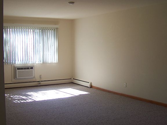 5th image of 8835 S Oak Park Dr APT 1