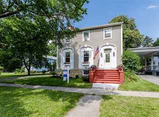315 N Main St, Canandaigua, NY 14424