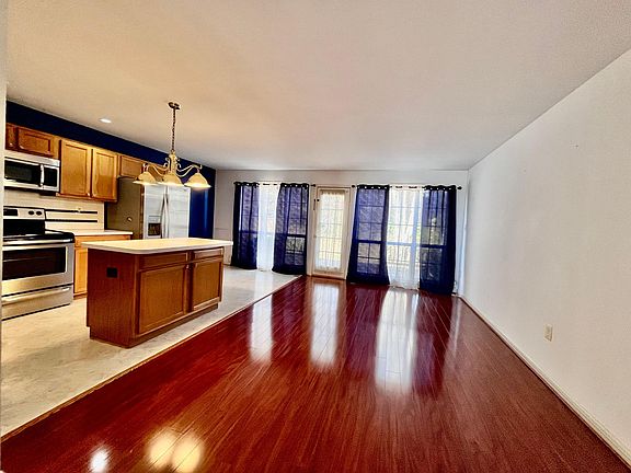 5th image of 1 Fair Oaks Ave