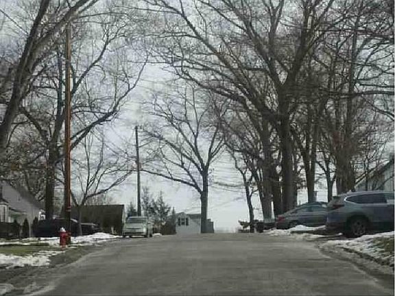 3rd image of 26 Zimmer Ave