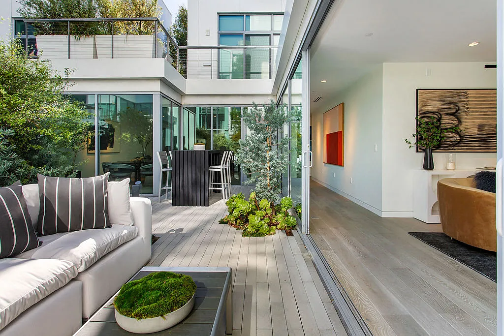 Gardenhouse Beverly Hills — Photo 4