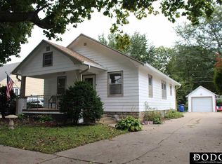 1432 N Maxwell Ave, Fremont, NE 68025
