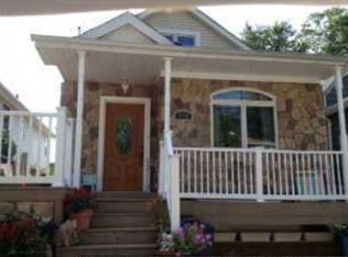 370 Loretto St, Staten Island, NY 10307