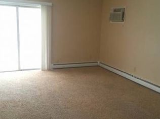 1306 Sunfield St APT 3, Sun Prairie, WI 53590