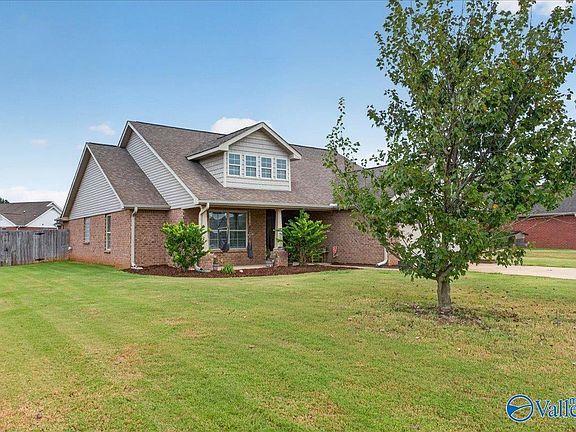 4th image of 29669 Sarabella Ln