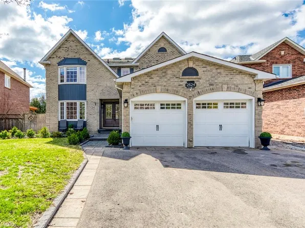 2624 Fonthill Dr, Oakville, ON L6J 6Y7