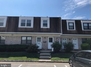 205 Silver Ct, Hamilton, NJ 08690