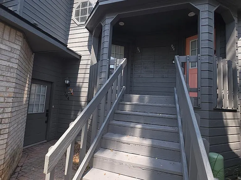 210 Oak Bay St #703 — Photo 2
