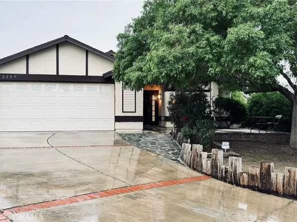 2203 Estrella Ct, Palmdale, CA 93550