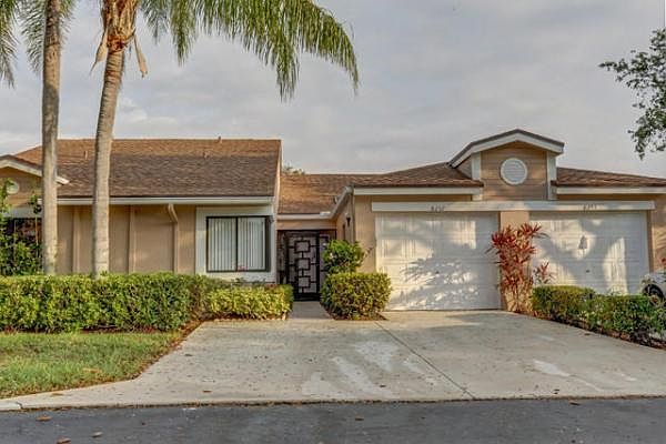 Home For Sale In Whisper Walk