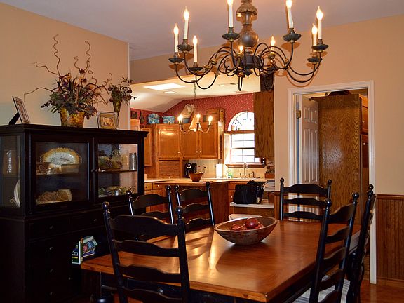 dining into kitchen