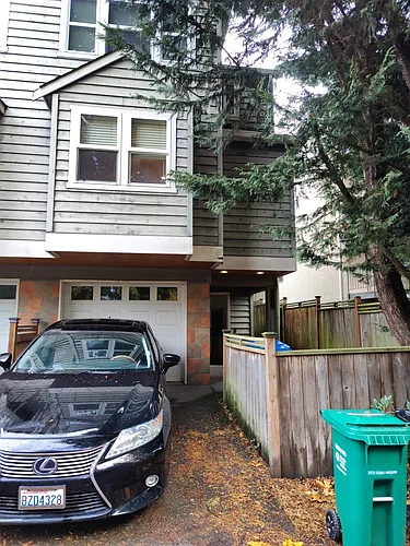 10747 Greenwood Ave N #C Photo 1