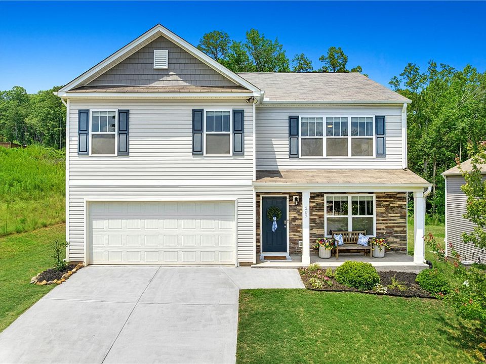 1st image of 207 Ashwood Way